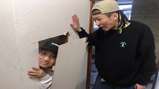 かくれんぼで友達の家の壁に穴開けて中に隠れてみた【ドッキリ】